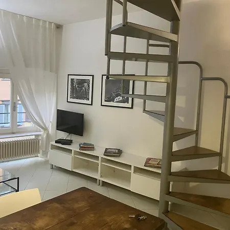 Cute And Cozy Centro Citta' Apartment *